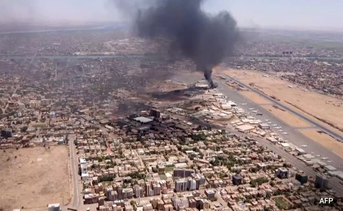 സുഡാനിലെ ഇന്ത്യക്കാരുടെ സുരക്ഷ: പ്രധാനമന്ത്രി ഉന്നതതല യോഗം വിളിക്കും സുഡാനിലെ ഇന്ത്യക്കാരുടെ സുരക്ഷ: പ്രധാനമന്ത്രി ഉന്നതതല യോഗം വിളിക്കും