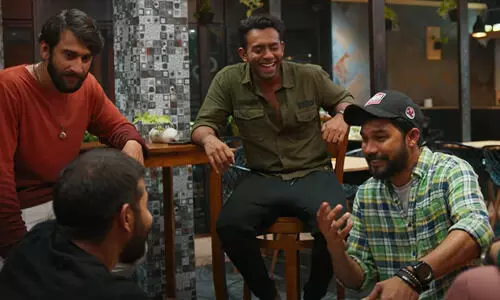 Arjun Ashok, Sharafudeen, Sreenath Bhasi Starring Khajuraaho Dreams  Official Trailer