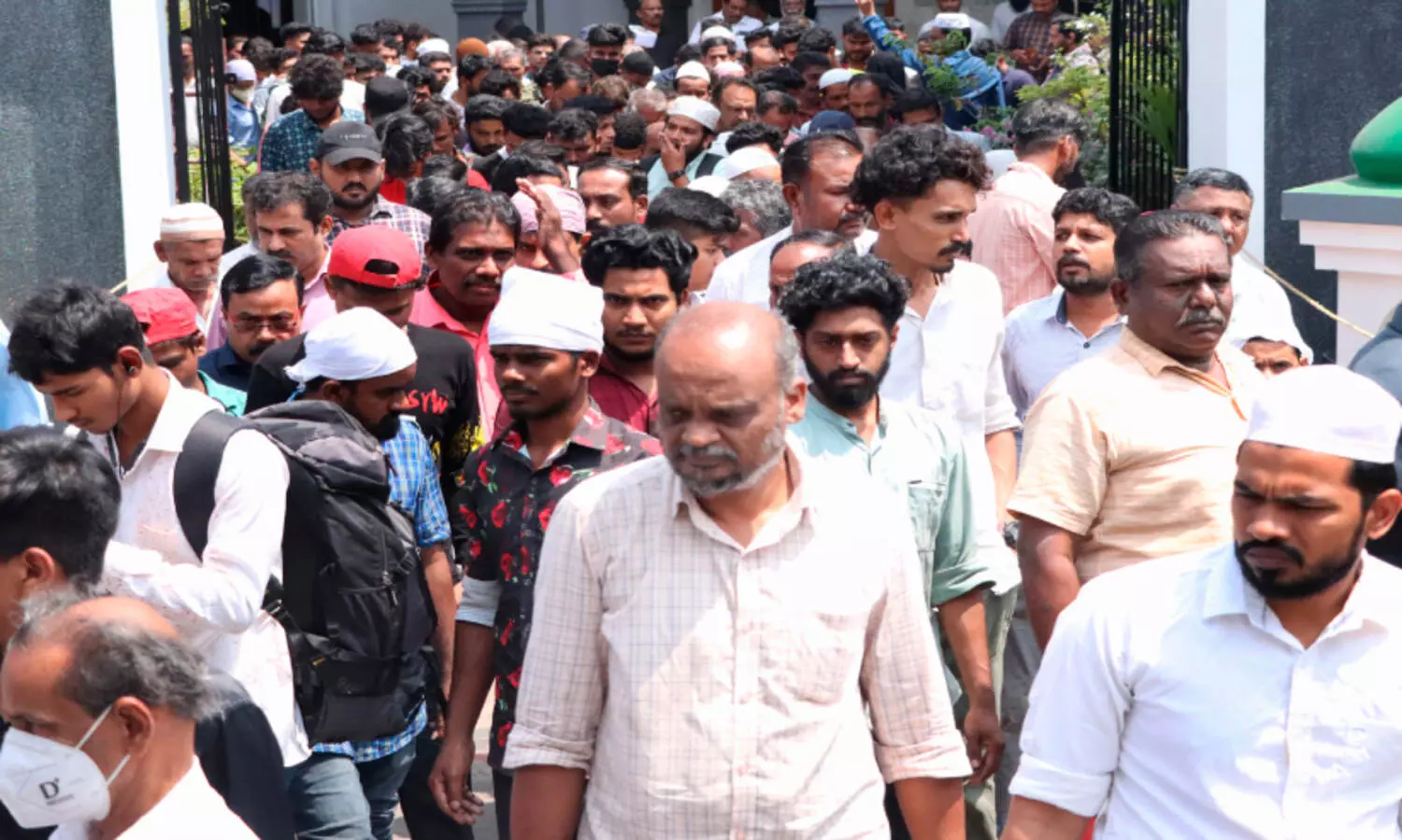 ചെറിയ പെരുന്നാൾ പൊലിമയിൽ നാട്