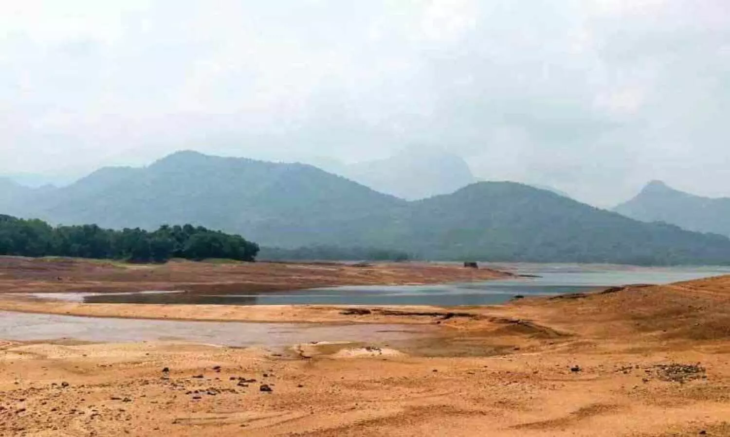 കാ​ഞ്ഞി​ര​പ്പു​ഴ ഡാം