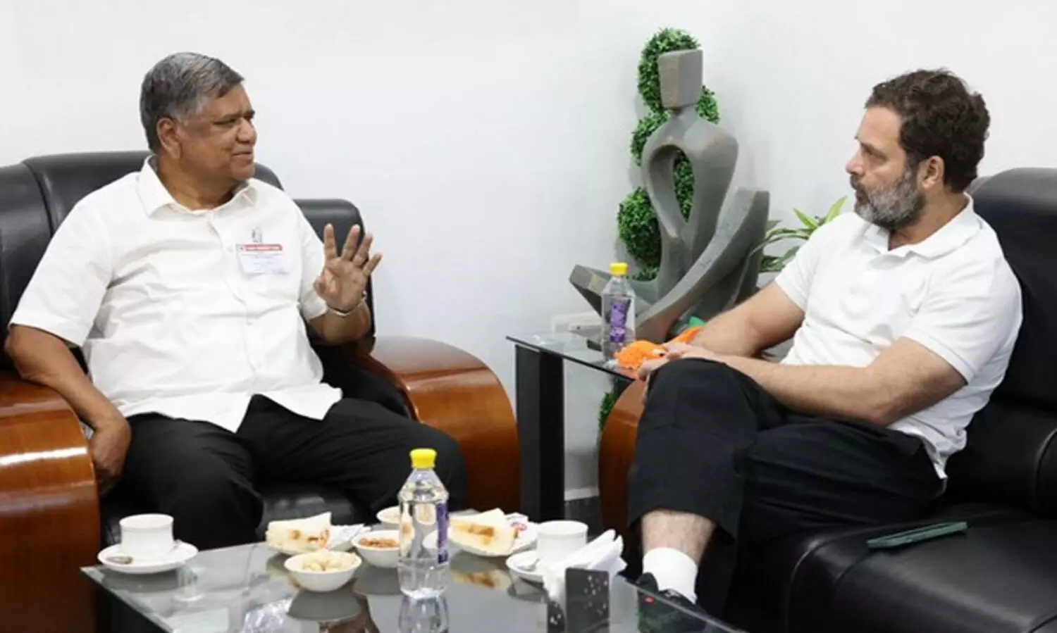 Jagadish Shettar after first meeting with Rahul Gandhi