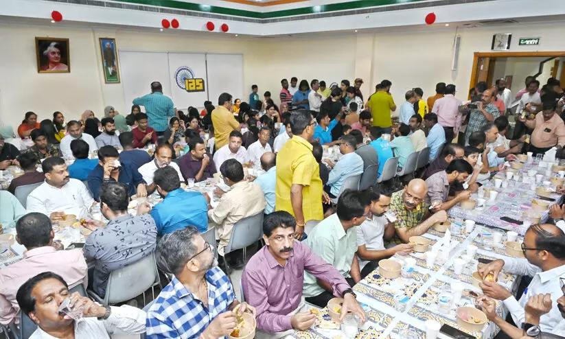 മ​ഹാ​ത്മാ ഗാ​ന്ധി ക​ൾ​ച്ച​റ​ൽ ഫോ​റം ഷാ​ർ​ജാ ഇ​ഫ്താ​ർ സ്നേ​ഹ സം​ഗ​മം