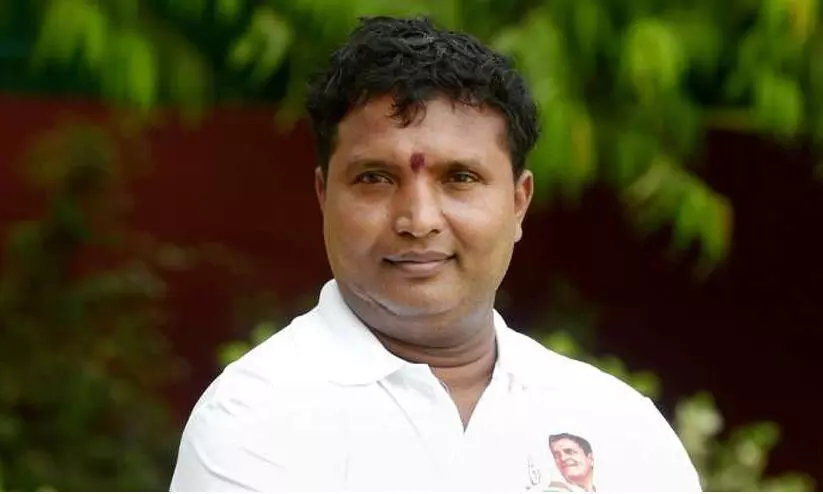 യൂത്ത് കോൺ. ദേശീയ പ്രസിഡൻറ് ബി.വി.  ശ്രീനിവാസിന്റെ വീട്ടിൽ അസ്സം പൊലീസ് നോട്ടീസ് പതിച്ചു