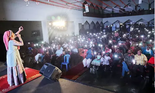 കേ​ര​ള സോ​ഷ്യ​ല്‍ സെ​ന്‍റ​ര്‍ ‘ശ​വ്വാ​ല്‍ നി​ലാ​വ്’