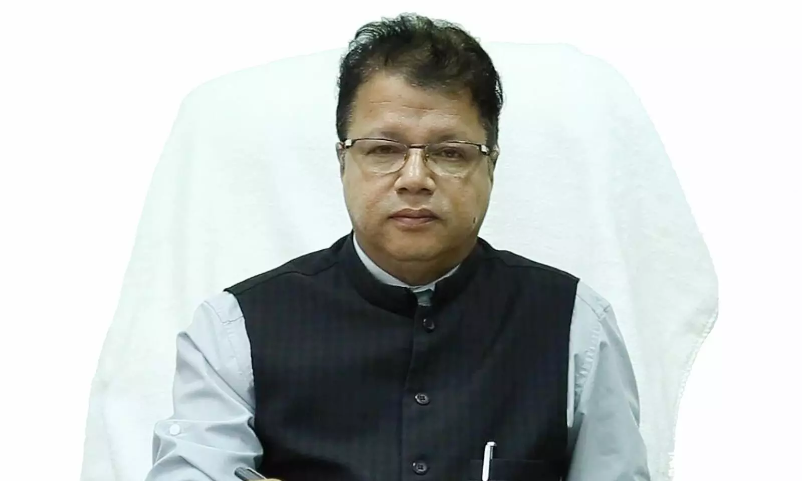 ദമ്മാമിെൻറ സ്വന്തം മമ്മു മാഷ് മടങ്ങുന്നു ദമ്മാമിെൻറ സ്വന്തം മമ്മു മാഷ് മടങ്ങുന്നു