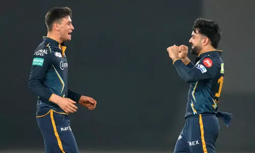 ഓൾ റൗണ്ട് പ്രകടനവുമായി ഗുജറാത്ത്; മുംബൈക്ക് 55 റൺസ് തോൽവി