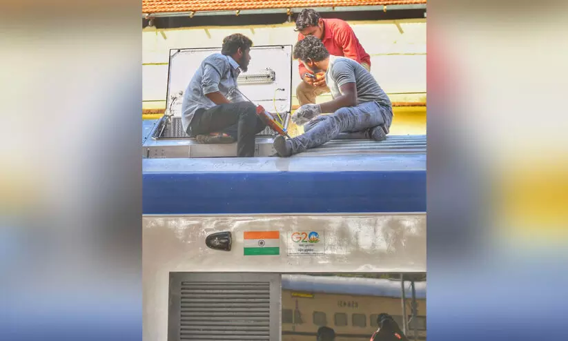 vande bharat 987067 vande bharat 987067