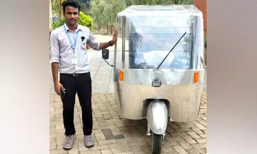 സോളാർ ഓട്ടോയുമായി എൻജിനീയറിങ്​ വിദ്യാർഥി