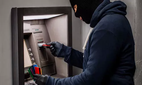 15 മിനിറ്റിനുള്ളിൽ എ.ടി.എം മോഷണം നടത്താം​; യുവാക്കൾക്ക് പരിശീലനം നൽകുന്നയാളെ തെരഞ്ഞ് യു.പി ​പൊലീസ്