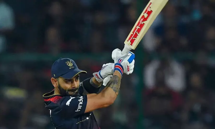 ട്വന്റി20 ക്രിക്കറ്റ് ചരിത്രത്തിൽ ആദ്യം; പുതിയ റെക്കോഡ് സ്വന്തമാക്കി വിരാട് കോഹ്ലി ട്വന്റി20 ക്രിക്കറ്റ് ചരിത്രത്തിൽ ആദ്യം; പുതിയ റെക്കോഡ് സ്വന്തമാക്കി വിരാട് കോഹ്ലി