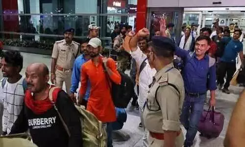 സുഡാനില്‍നിന്നുള്ള ആദ്യ ഇന്ത്യൻ സംഘം ഡൽഹിയിലെത്തി; കൂടുതൽപേർ ഇന്ന് എത്തും