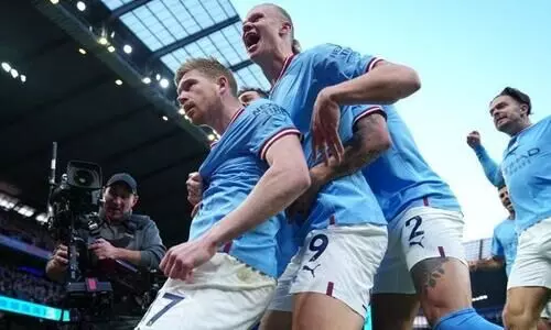 ‘ഫൈനലിൽ’ ഡി ബ്രുയിനും ഹാലൻഡും വിജയ നായകർ; ഗണ്ണേഴ്സിനെ നിലംപരിശാക്കി കിരീടപ്പോര് നേരത്തെ തീർത്ത് സിറ്റി