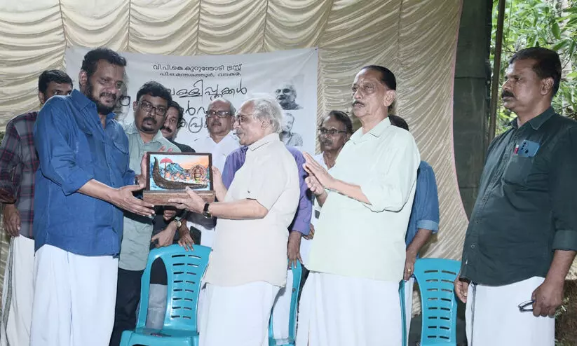 m mukundan vr sudheesh 898a m mukundan vr sudheesh 898a