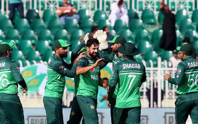 മോ​ദി സ്റ്റേ​ഡി​യ​ത്തി​ൽ ക്രി​ക്ക​റ്റ് ലോ​ക​ക​പ്പ് ക​ളി​ക്കു​ന്ന​തി​ൽ ആ​ശ​ങ്ക​യെ​ന്ന് പാ​കി​സ്താ​ൻ