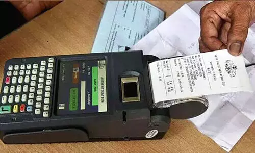 റേഷൻ വിതരണം: ഇ-പോസിൽ കുടുങ്ങി സർക്കാർ