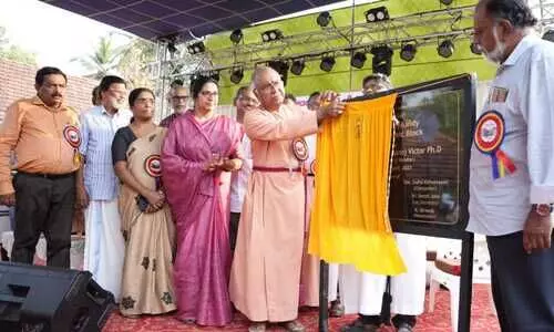 കൊയിലാണ്ടി ബി.ഇ.എം യു.പി സ്കൂളിന്റെ പുതിയ കെട്ടിട ഉദ്ഘാടനം നാടിന്‍റെ ഉത്സവമായി