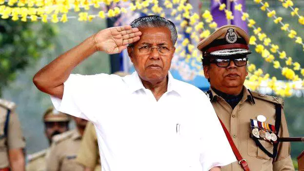 മുഖ്യമന്ത്രി പിണറായി വിജയൻ മുൻ ഡി.ജി.പി ലോക് നാഥ് ബെഹ്റക്കൊപ്പം മുഖ്യമന്ത്രി പിണറായി വിജയൻ മുൻ ഡി.ജി.പി ലോക് നാഥ് ബെഹ്റക്കൊപ്പം