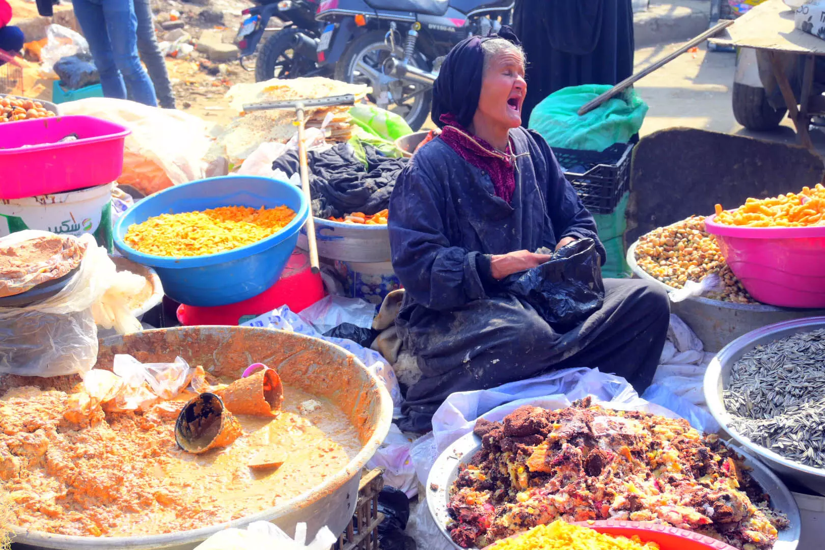 സ​​​യ്യി​​​ദ ആ​​​യി​​​ഷ മാ​​ർ​​ക്ക​​റ്റിലെ വിൽപനക്കാരി