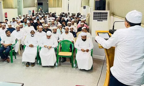 ​സു​ബൈ​ർ ഹു​ദ​വി അ​നു​സ്മ​ര​ണം