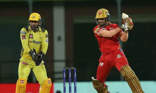 അവസാന പന്ത് വരെ ആവേശം; കിങ്സിനോട് തോറ്റ് സൂപ്പർ കിങ്സ്