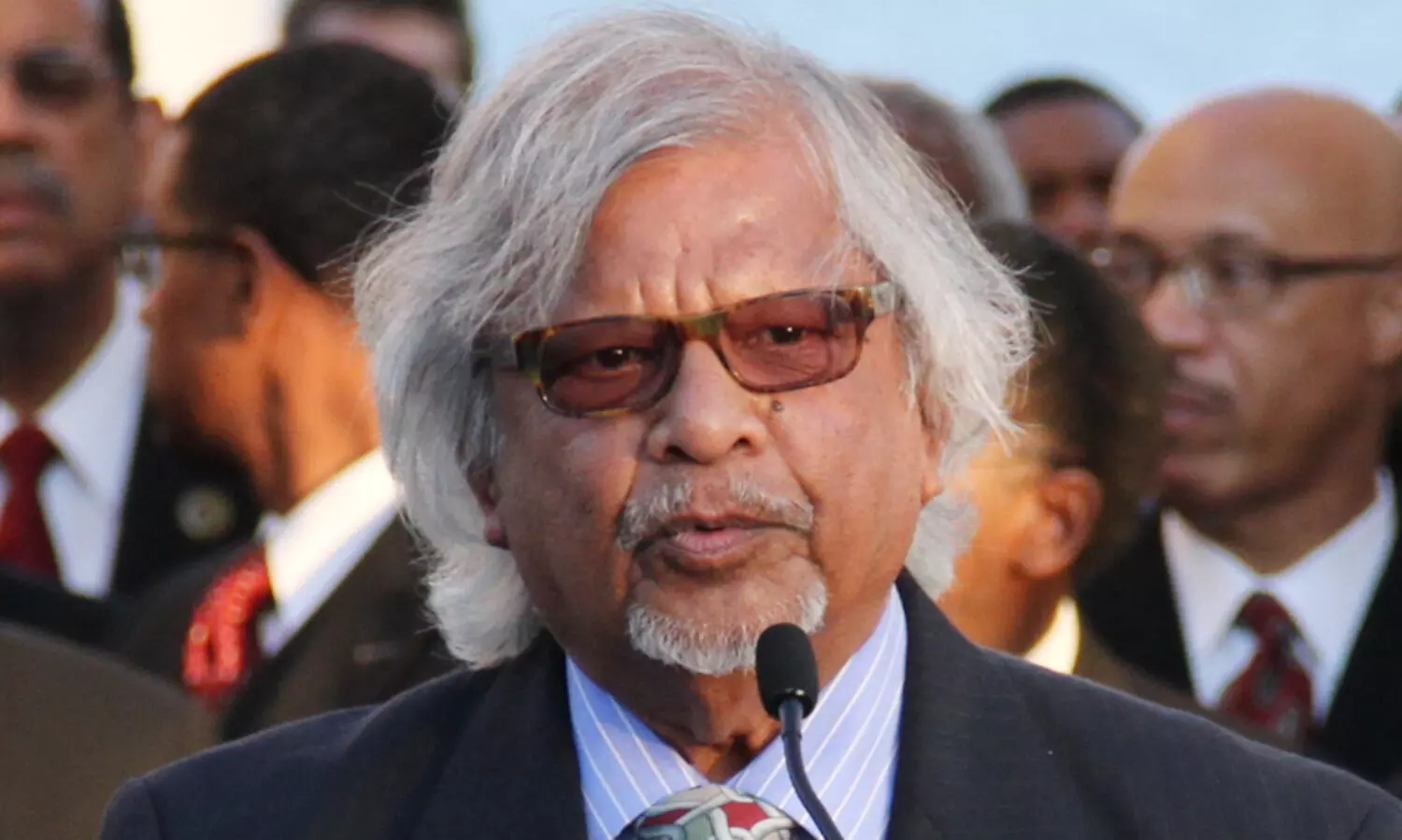 arun gandhi 8098798