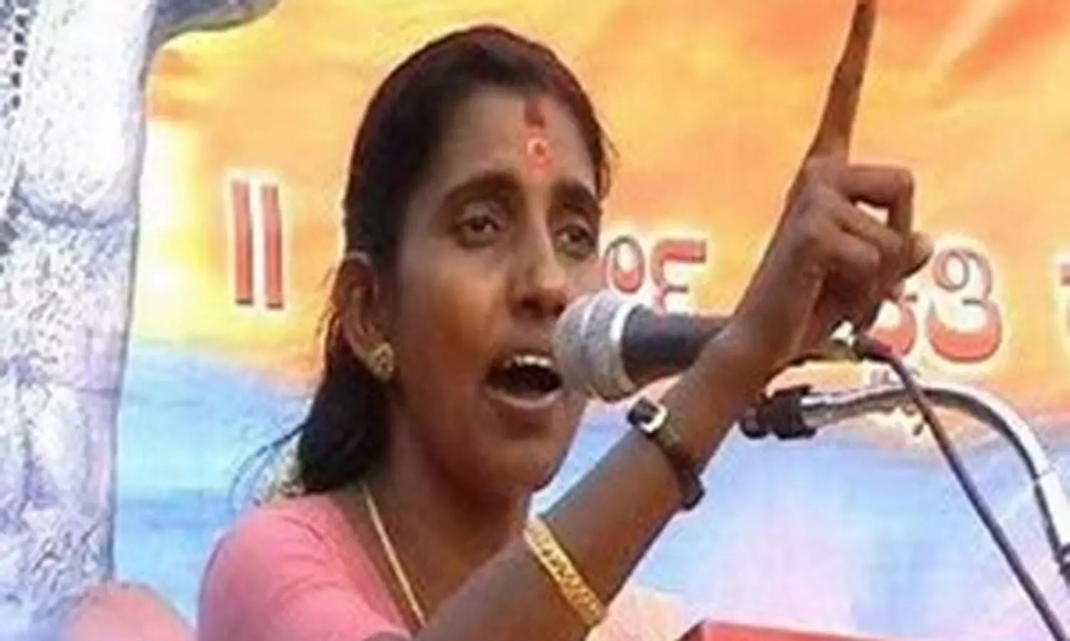 കേരളം തീവ്രവാദത്തിന്റെ ഹബ്ബായി മാറിയിരിക്കുന്നുവെന്ന് കെ.പി ശശികല