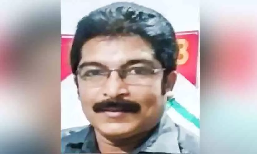 വൃക്കകൾ തകരാറിലായ യുവാവ് ചികിത്സ സഹായം തേടുന്നു വൃക്കകൾ തകരാറിലായ യുവാവ് ചികിത്സ സഹായം തേടുന്നു