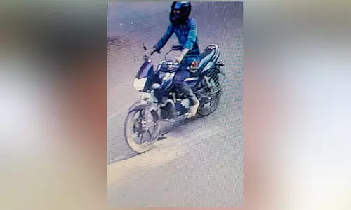 റെയിൽവേ സ്റ്റേഷനിൽ പാർക്ക് ചെയ്ത ബൈക്ക് മോഷണം പോയി