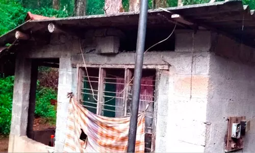 മിന്നലേറ്റ്​ വീട്ടമ്മക്ക് പരിക്ക്​; വൈദ്യുതോപകരണങ്ങള്‍ നശിച്ചു