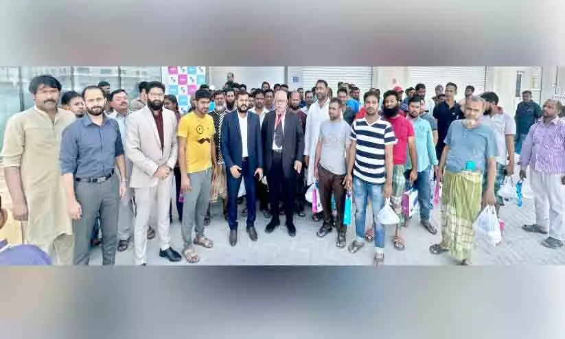 തൊഴിലാളികള്ക്ക് കൈത്താങ്ങായി ഷിഫ അല് ജസീറ തൊഴിലാളികള്ക്ക് കൈത്താങ്ങായി ഷിഫ അല് ജസീറ