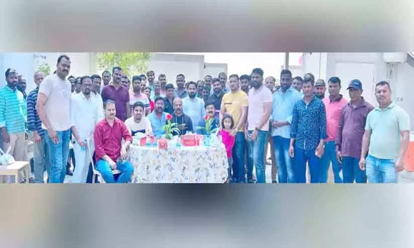 ലേബർ ക്യാമ്പിൽ മേയ് ദിനാഘോഷം