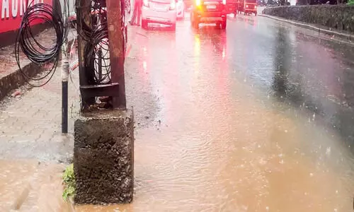 പൊതുമരാമത്ത് വകുപ്പിന്‍റെ അനാസ്ഥ മഴ പെയ്താൽ ഹൈവേയിൽ വെള്ളക്കെട്ട്