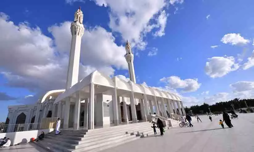 വെള്ളിയാഴ്ച പ്രഭാഷണം മയക്കുമരുന്നിനെതിരെയുള്ള മുന്നറിയിപ്പ് ആകണമെന്ന് നിർദേശം വെള്ളിയാഴ്ച പ്രഭാഷണം മയക്കുമരുന്നിനെതിരെയുള്ള മുന്നറിയിപ്പ് ആകണമെന്ന് നിർദേശം