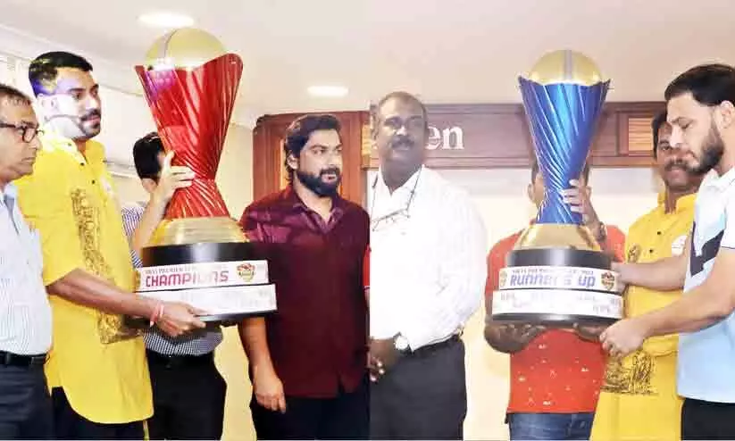 ഡബ്ല്യൂ.എം.എഫ് നിഹാൻ പ്രീമിയർ ലീഗ് ക്രിക്കറ്റ് ടൂർണമെന്‍റ്: സീസൺ രണ്ടിന് ദമ്മാമിൽ വർണാഭ തുടക്കം