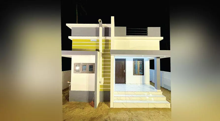 സഹപാഠികളുടെ സൗഹൃദ തണലിൽ കൂട്ടുകാരിക്ക് സ്നേഹഭവനം