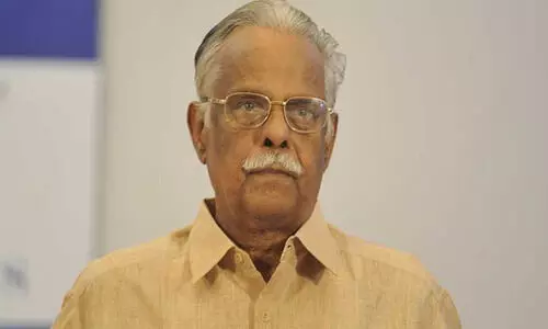 പുസ്തകങ്ങള്‍ പെരുപ്പിച്ച് കാട്ടുന്നതിലല്ല; വായിക്കുന്നതിലാണ് പ്രാധാന്യം -ടി.പത്മനാഭന്‍