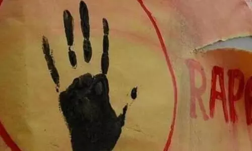 യുവതിയെ ബലാത്സംഗം ചെയ്ത് സ്വകാര്യ ഭാഗങ്ങളിൽ മുളകുപൊടി വിതറി; യുവാവ് അറസ്റ്റിൽ