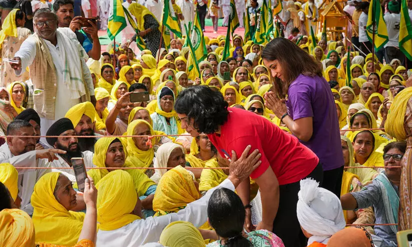 wrestlers protest 89765 wrestlers protest 89765