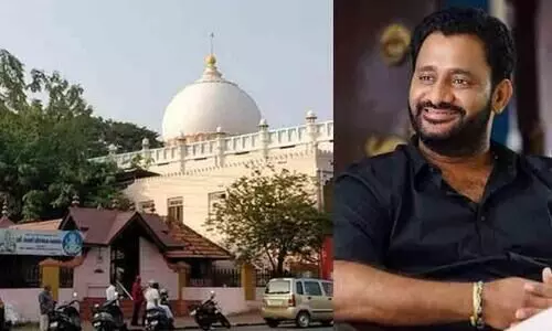 Rasul pookutty Shares pic Palayam Masjid And Ganapati Kovil Shares One Wall