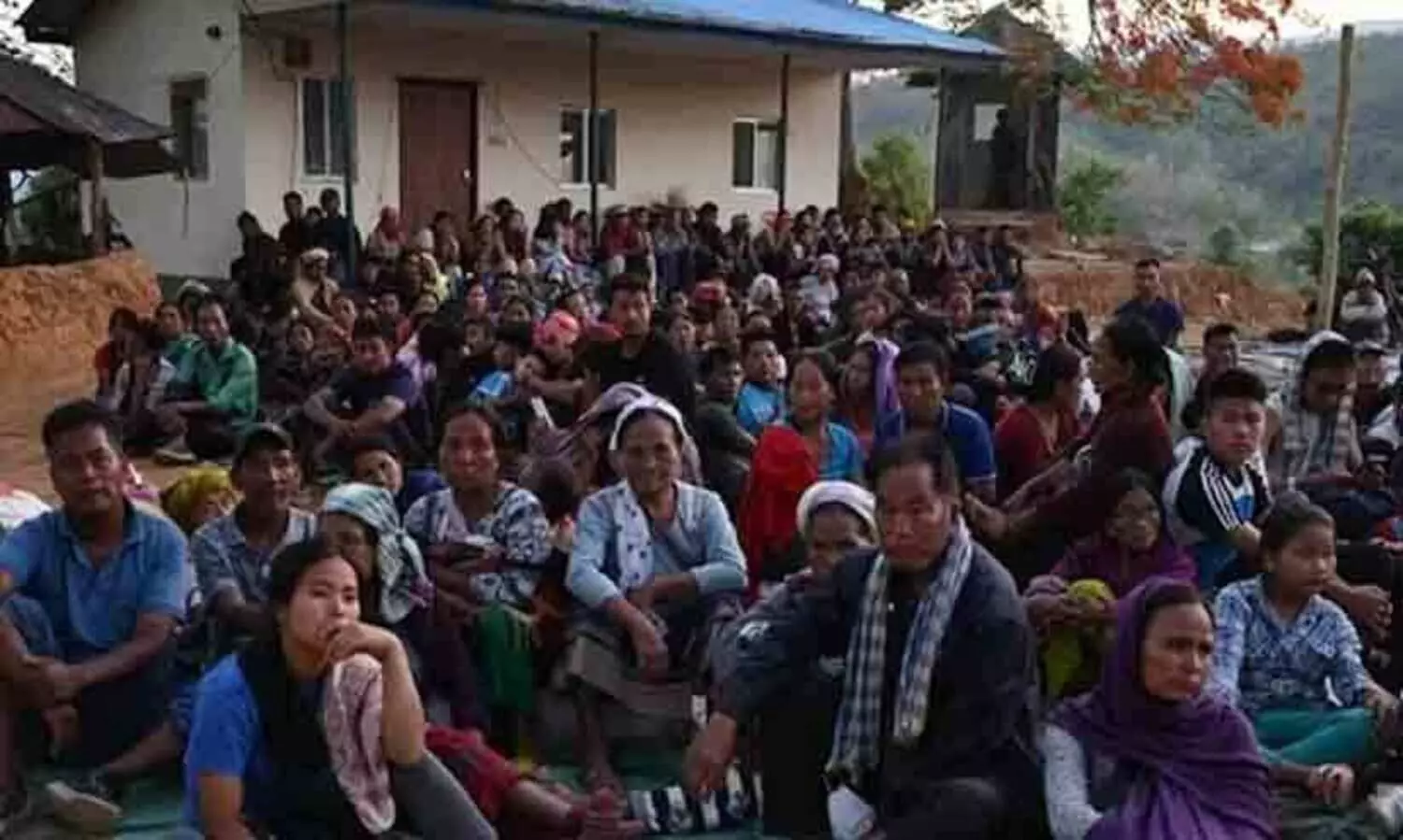 ഒഴിപ്പിക്കപ്പെട്ട മനുഷ്യരുടെ അവസ്ഥയെന്താണ്​​? മണിപ്പൂർ കലാപത്തിൽ ആശങ്കയുമായി സുപ്രീംകോടതി