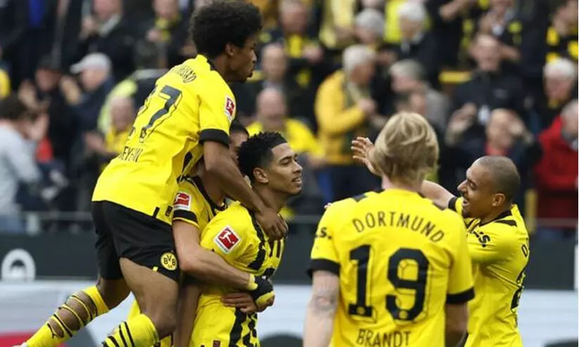 ആറ് ഗോൾ ജയത്തോടെ ഡോട്ട്മുണ്ട്; ജർമനിയിൽ കിരീടത്തിന് ഇഞ്ചോടിഞ്ച് പോര്