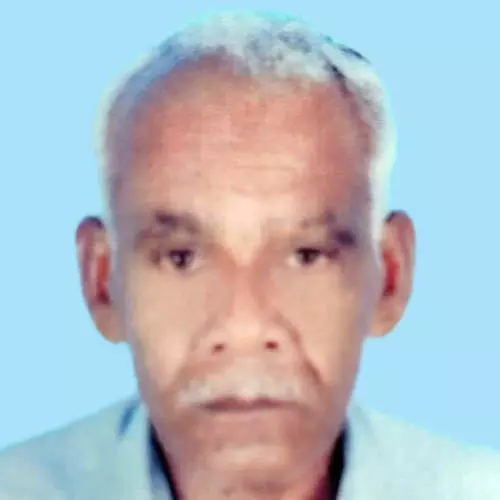 കൃ​ഷ്ണ​ൻ​കു​ട്ടി എ​ഴു​ത്ത​ച്ഛ​ൻ