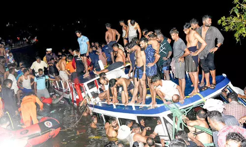 Tanur boat accident,