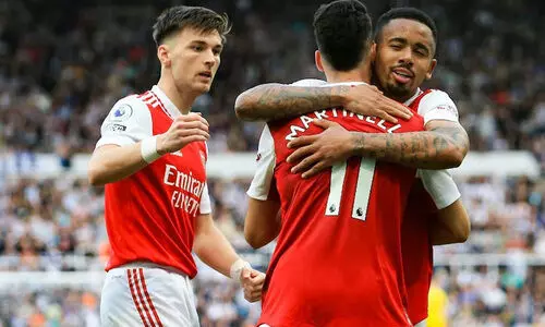 ന്യൂകാസിലിനെ കീഴടക്കി കിരീടപ്പോര് കനപ്പിച്ച് ആഴ്സണൽ