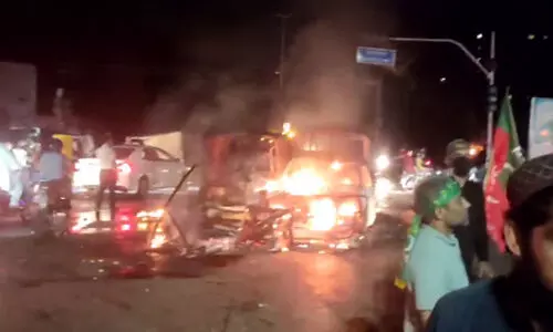 സംഘർഷഭരിതം പാകിസ്താൻ; തെരുവുകളിൽ പ്രതിഷേധത്തീ -വിഡിയോ കാണാം...