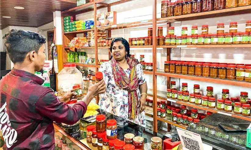 ഇത് രുചിയുടെ കുടുംബ വിജയം ഇത് രുചിയുടെ കുടുംബ വിജയം