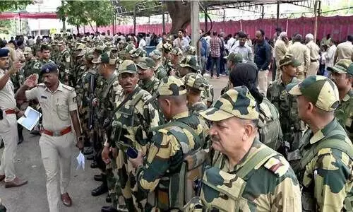 സർക്കാറിനെതിരെ ചിന്തിച്ച് വോട്ടുചെയ്യണമെന്ന അഭ്യർഥനയുമായി കരാറുകാർ