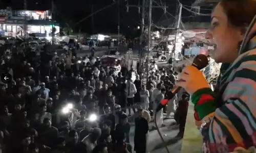 ഇമ്രാൻ ഖാന്റെ അറസ്റ്റ്: പ്രക്ഷോഭം ശക്തമാക്കുമെന്ന് പി.ടി.ഐ