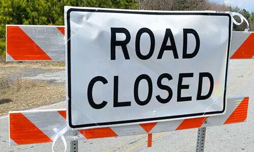 റുസൈൽ -ബിദ്ബിദ് റോഡ് അടച്ചു റുസൈൽ -ബിദ്ബിദ് റോഡ് അടച്ചു