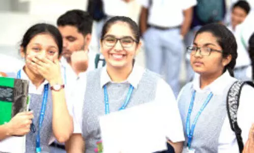 ഇ​ന്ത്യ​ൻ സ്കൂ​ൾ പ്ര​വേ​ശ​നം;  കോ​വി​ഡി​നു​​ മു​മ്പു​ള്ള നി​ല​യി​ൽ